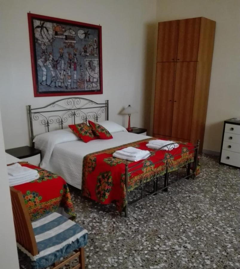 B&B Villa Vittorio Galatone Bagian luar foto