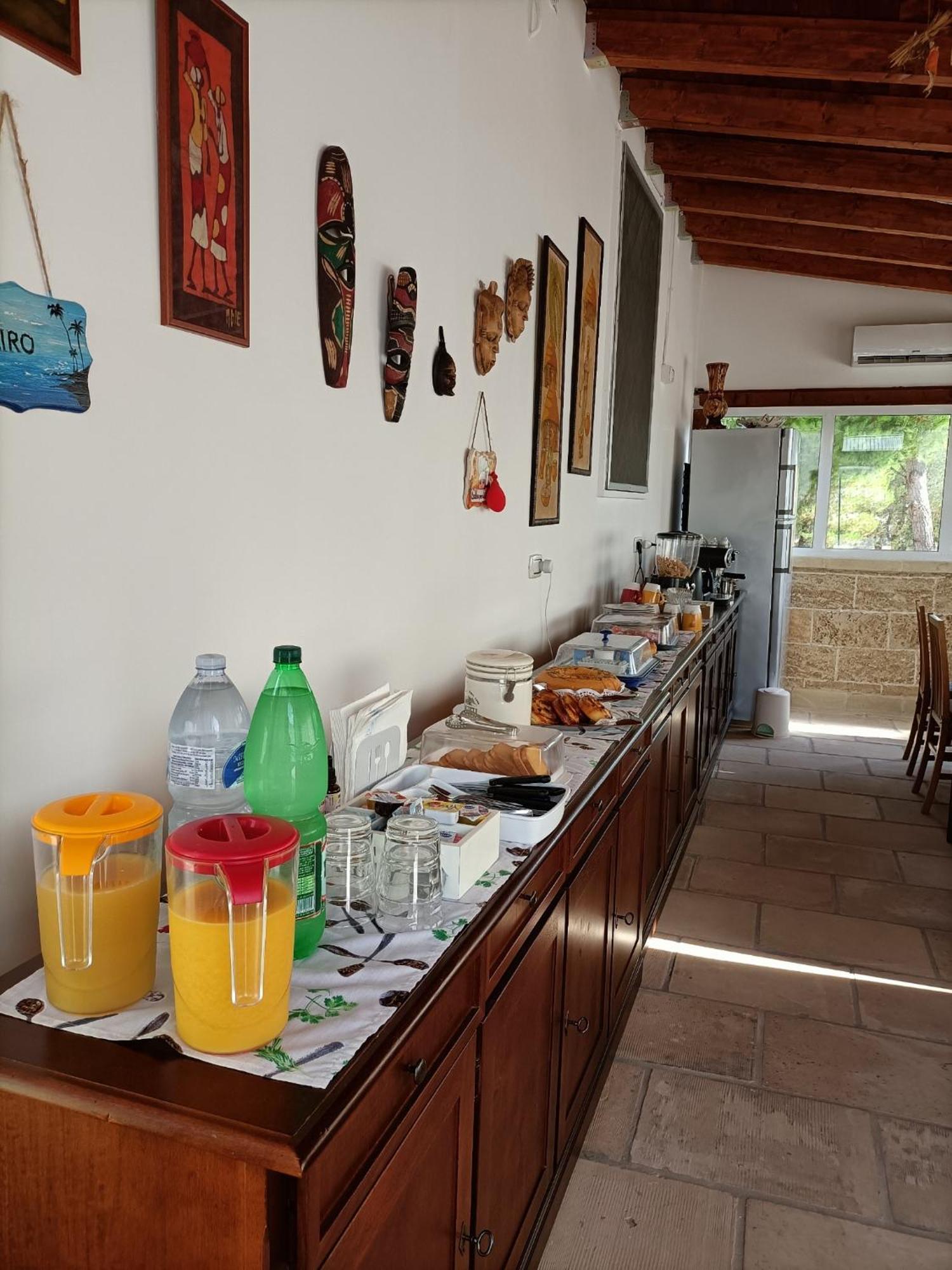 B&B Villa Vittorio Galatone Bagian luar foto