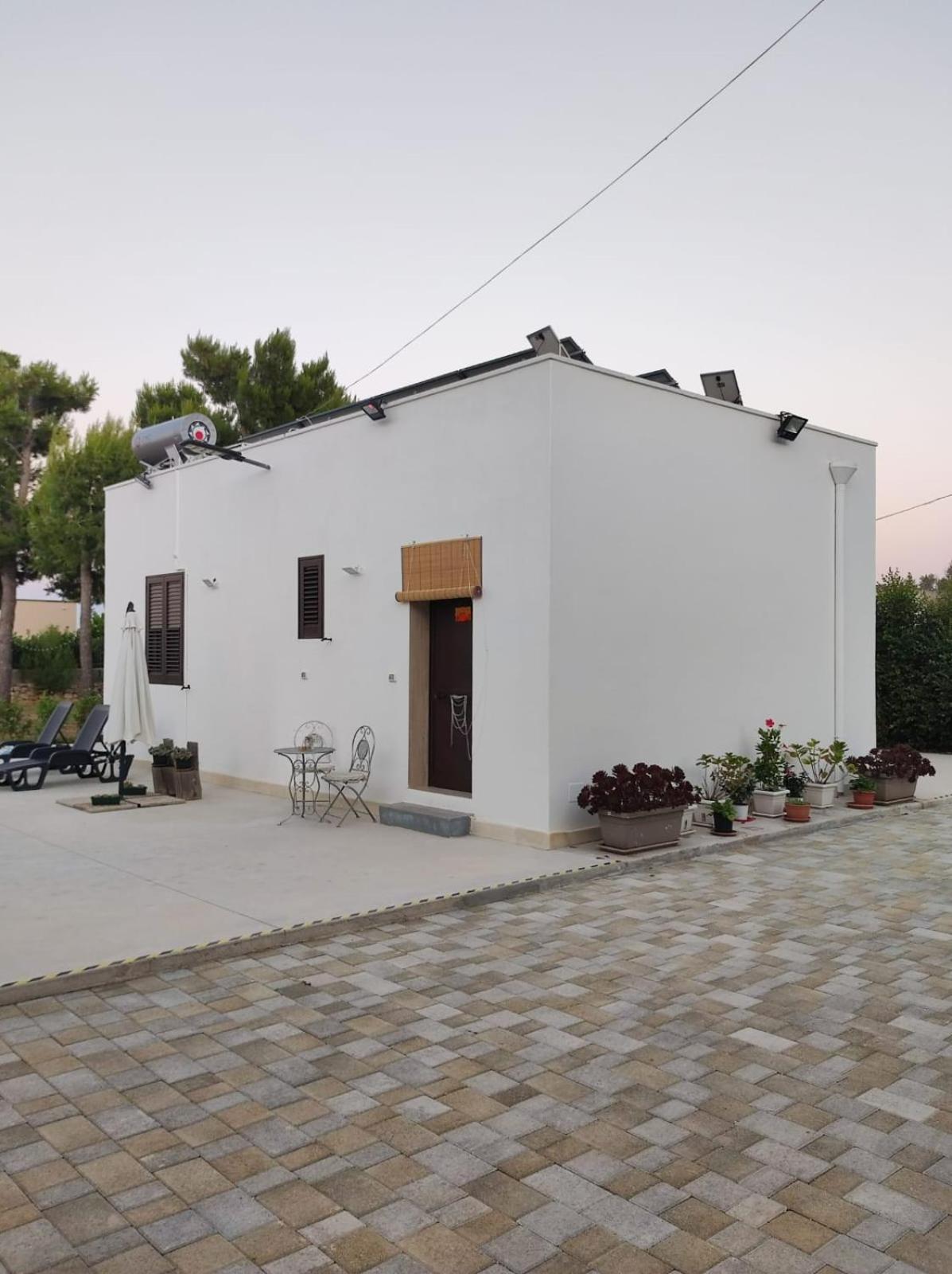 B&B Villa Vittorio Galatone Bagian luar foto