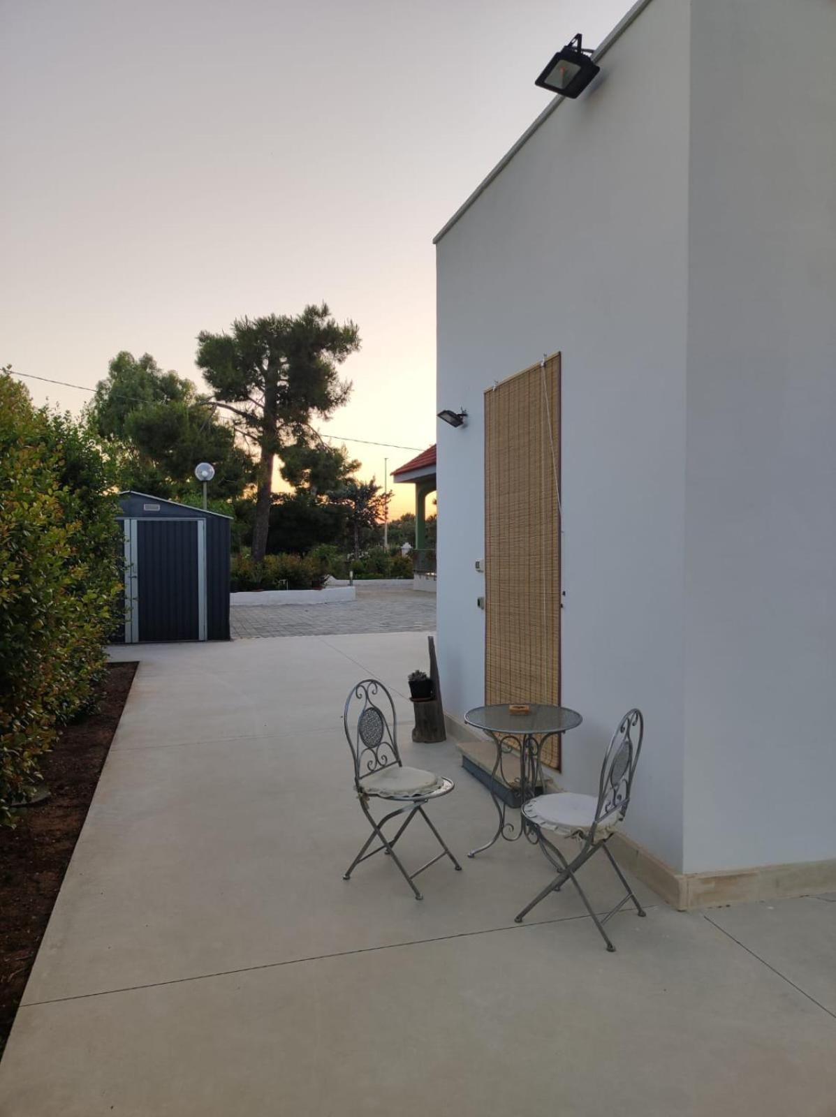 B&B Villa Vittorio Galatone Bagian luar foto