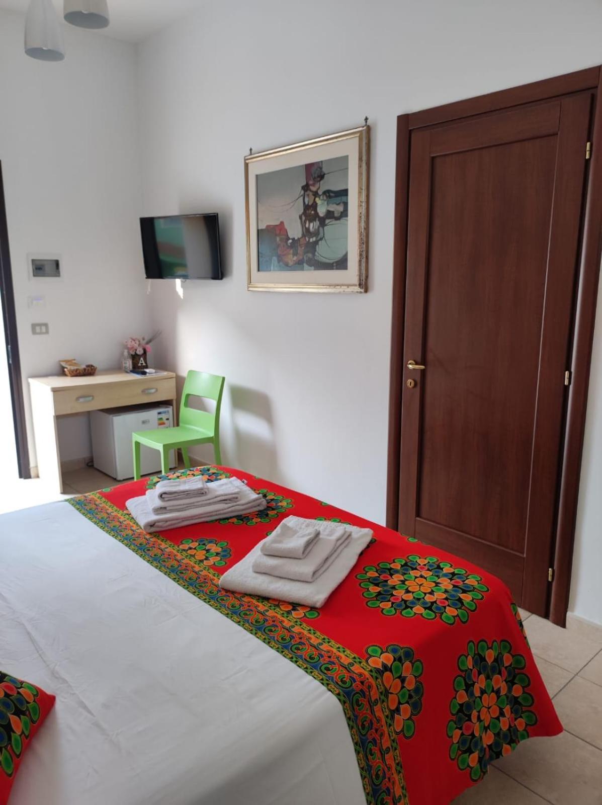 B&B Villa Vittorio Galatone Bagian luar foto